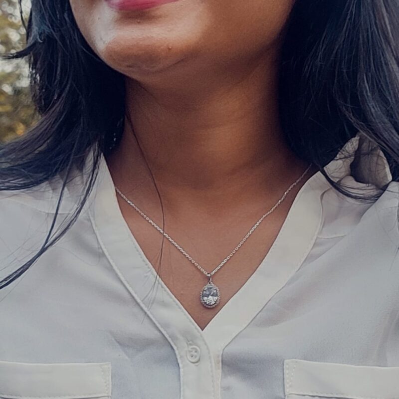 Oval Halo Pendent - Image 4